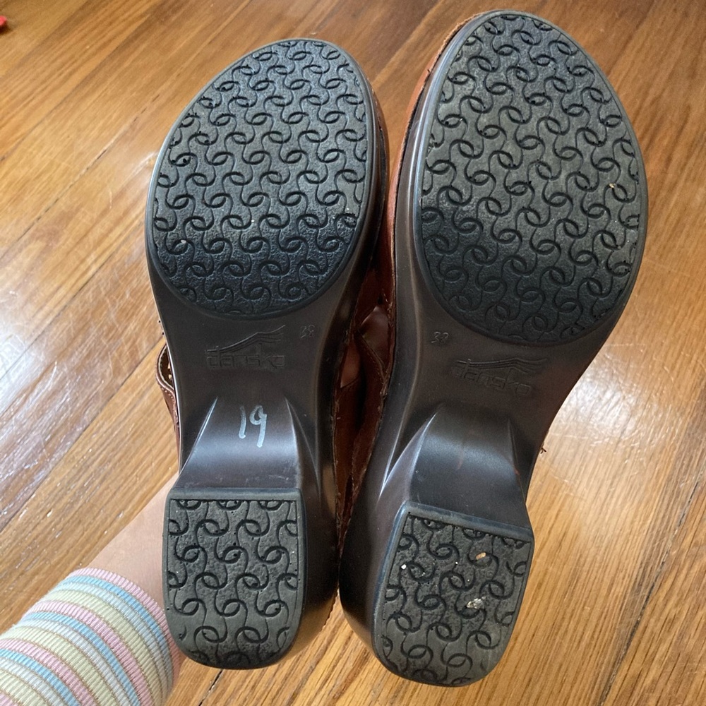 Dansko Trista Brown Leather Clogs, women’s 38 - Picture 6 of 6